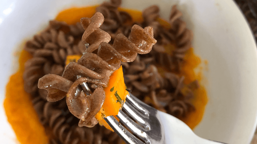 pasta-di-segale-con-crema-di-zucca