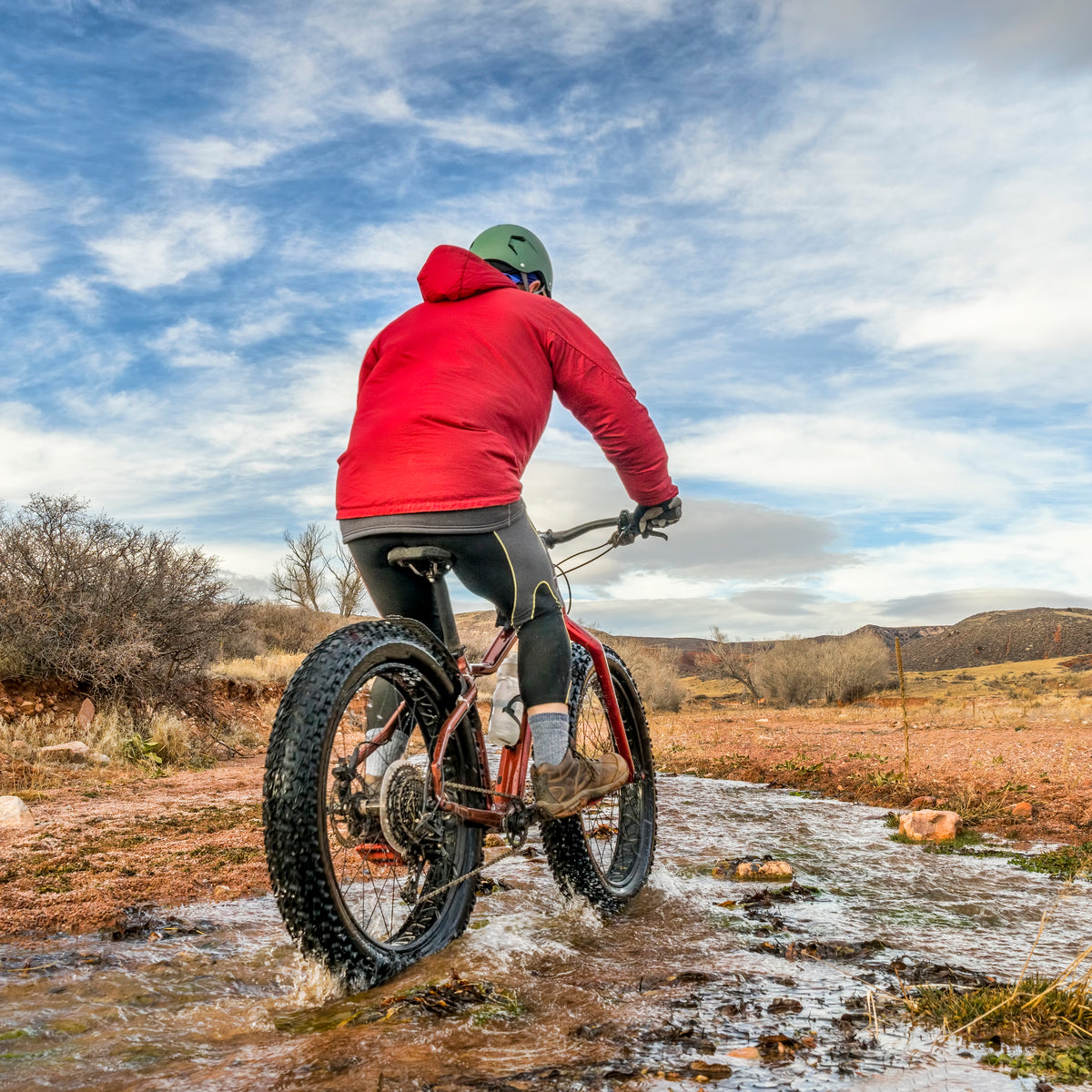 helm gravel bike