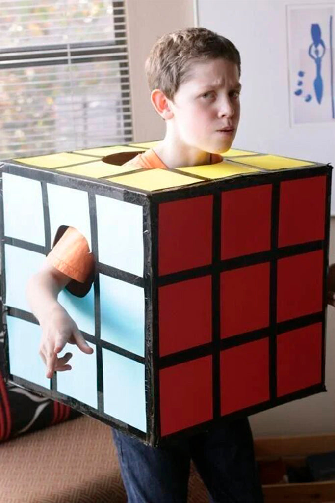 Foto de disfraz de cubo rubik para niño