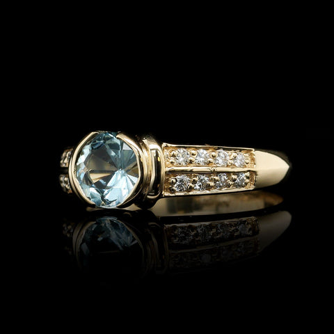 aquamarine yellow gold ring