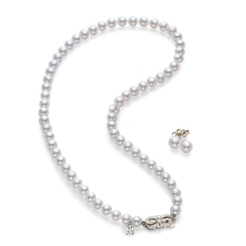 Tiffany Essential Pearls bracelet of Akoya pearls with an 18k white gold  clasp.