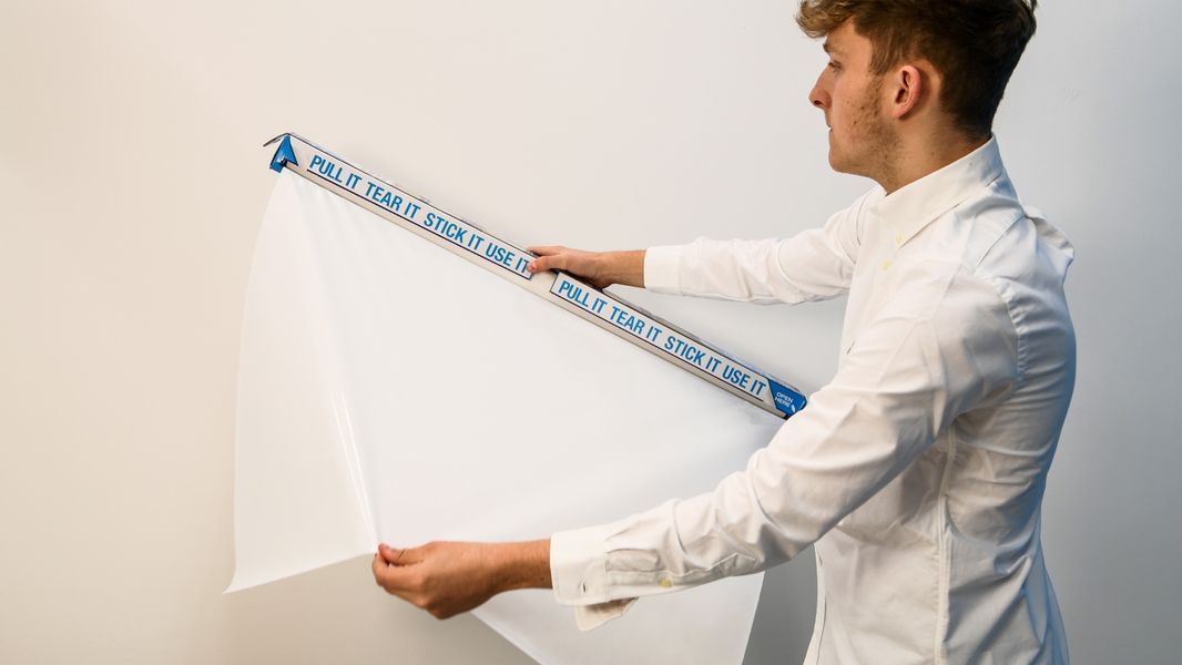 Magic Whiteboard ™, Create a whiteboard from a roll