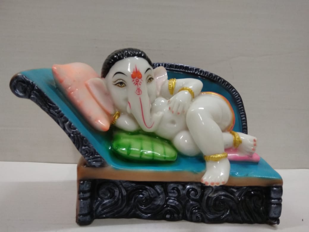 Buy Cute Bal Ganesha Relaxing On Sofa Bed (AP50) Online – Fantartstic