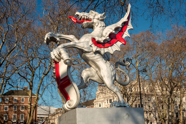 dragon statue in City of London