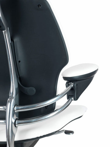 closeup of the back of armrests on humanscale freedom office chair