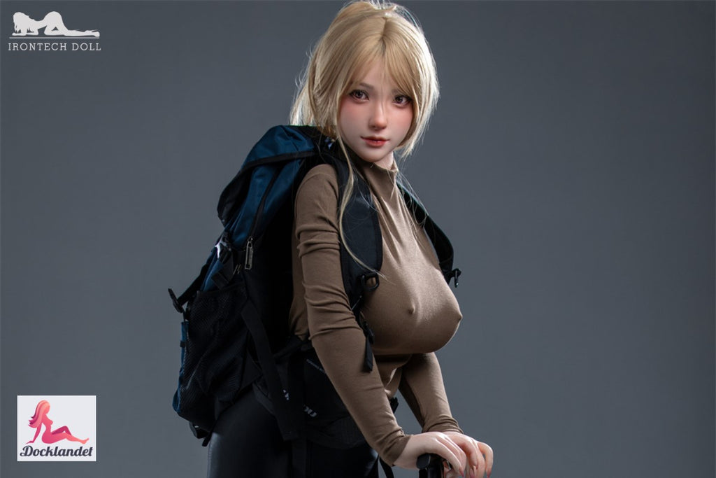 Kisu Sex Doll (Irontech Doll 165 cm f-cup S32 silikoni)