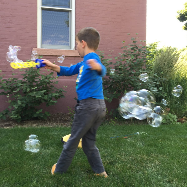 How to make unpoppable bubbles without glycerin - Smore Science Magazine