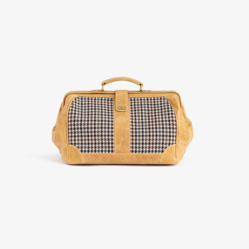 aime leon dore tourist bag