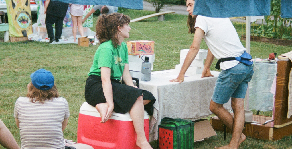 cooler-bag-under-the-table