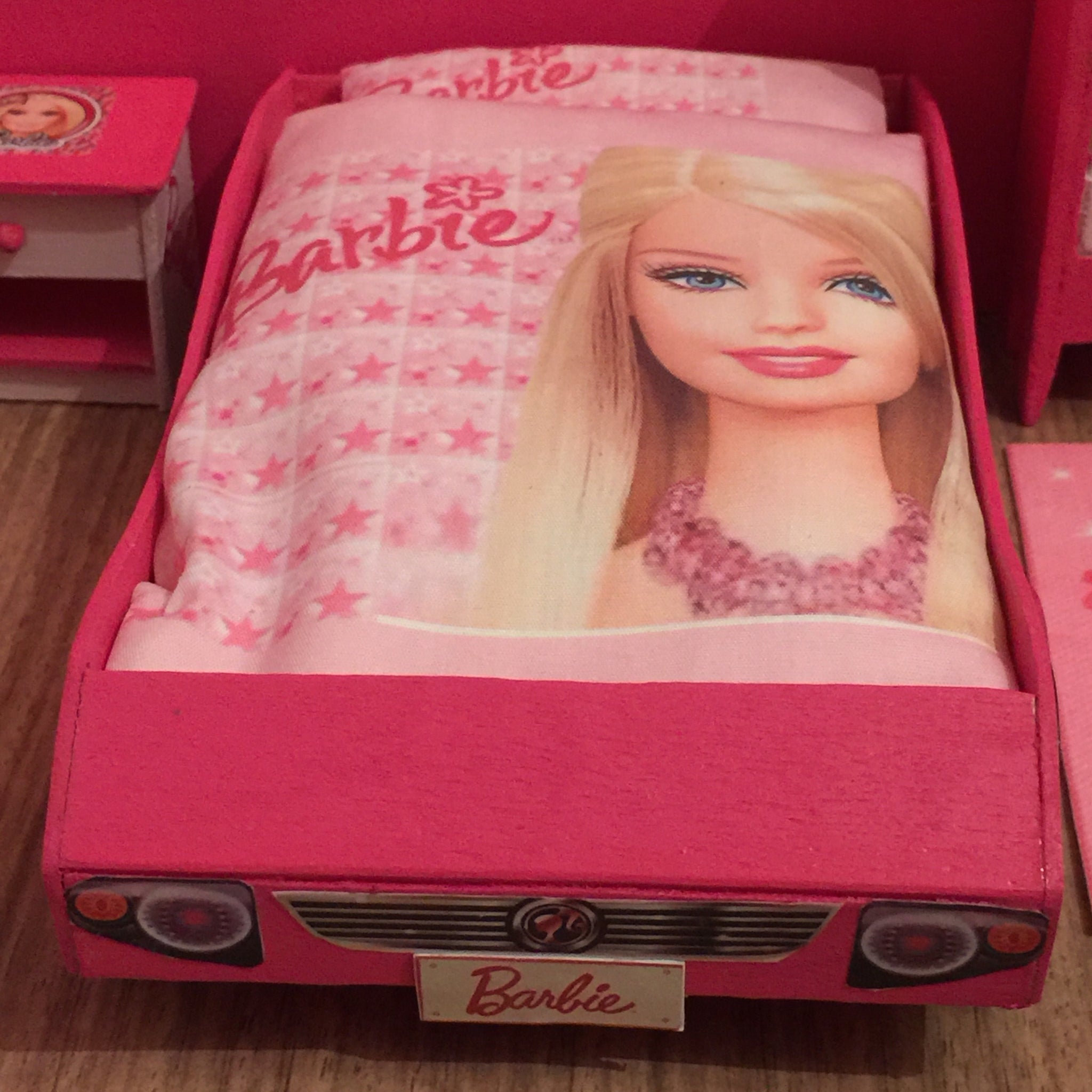 barbie car bedroom