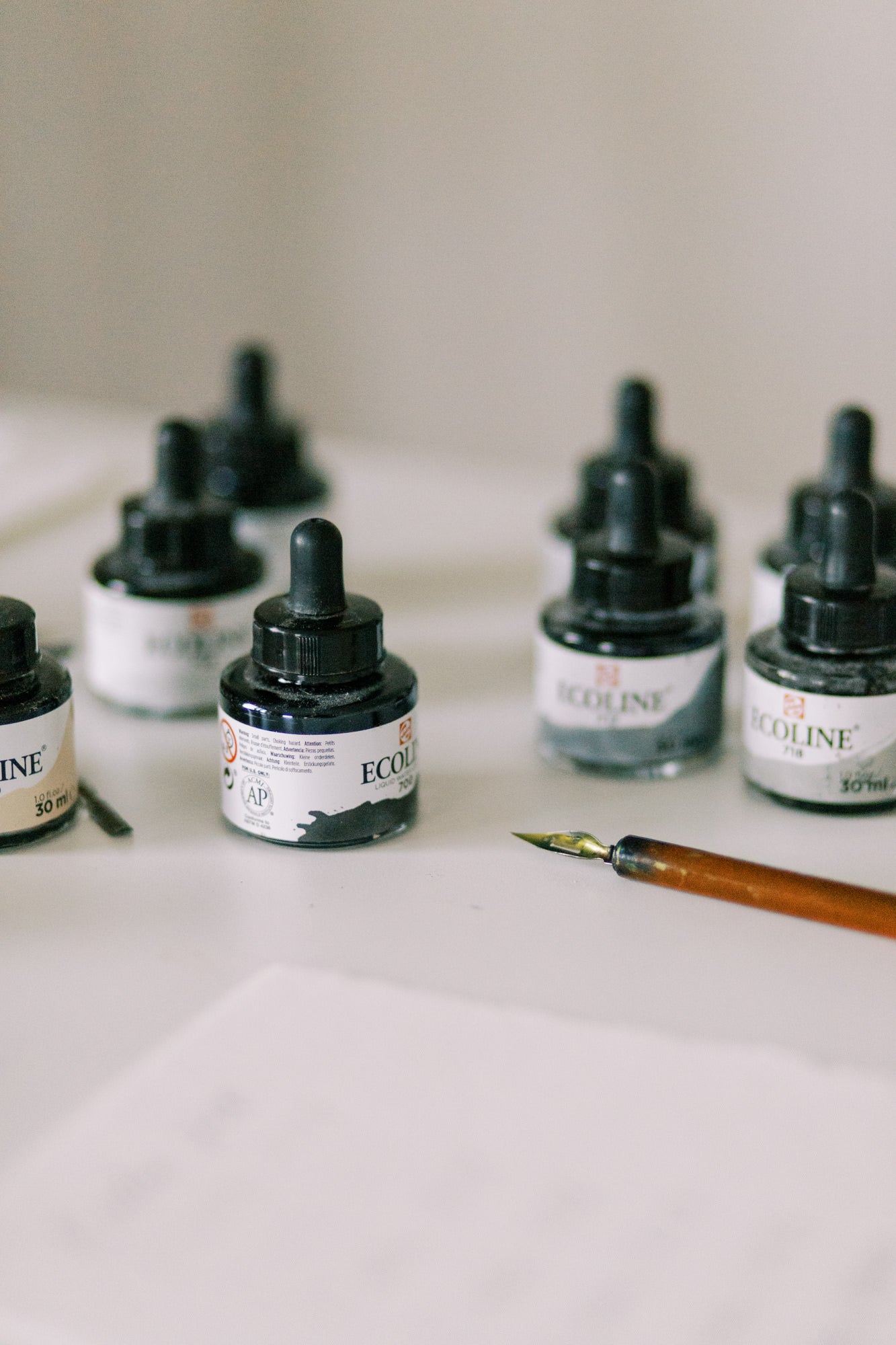   Searching for the perfect choice for creating art on handmade paper? Look no further than TALENS Ecoline Liquid Watercolour inks. These versatile inks are perfect for artists and creatives looking to elevate their artwork on handmade paper.