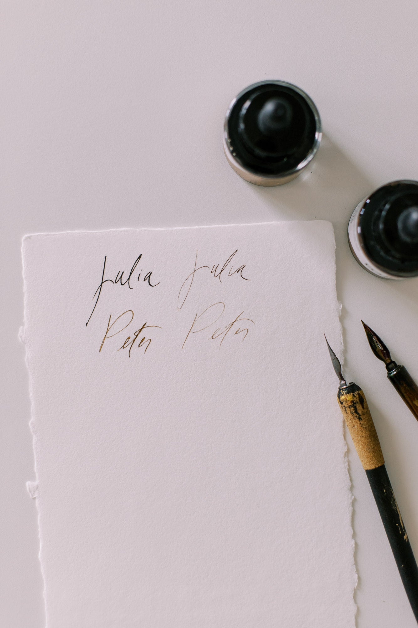 If you're looking for a subtle and elegant effect on your handmade paper, TALENS Ecoline Liquid Watercolour inks are the perfect choice. Our guide will show you how these inks interact with the paper's texture to create a soft and subtle effect that's sure to impress. Plus, their bright and blendable formula makes them a joy to use.