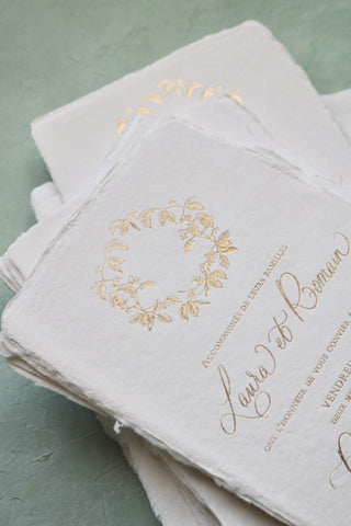 Discover the allure of hot foil printing on handmade paper for your wedding stationery. Expert advice and stunning designs await!