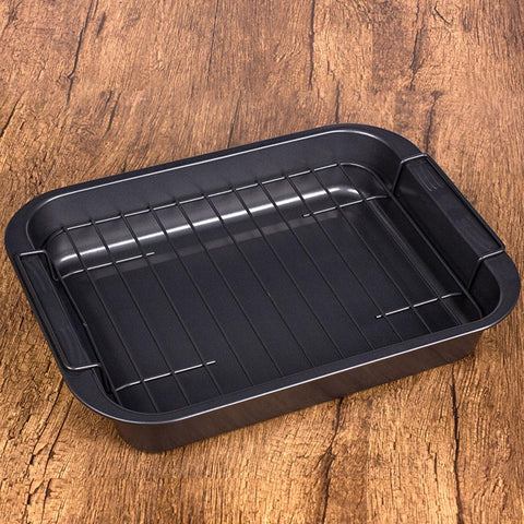 This Turkey Roaster Pan With a Rack Is 50% Off in 's Epic Deals