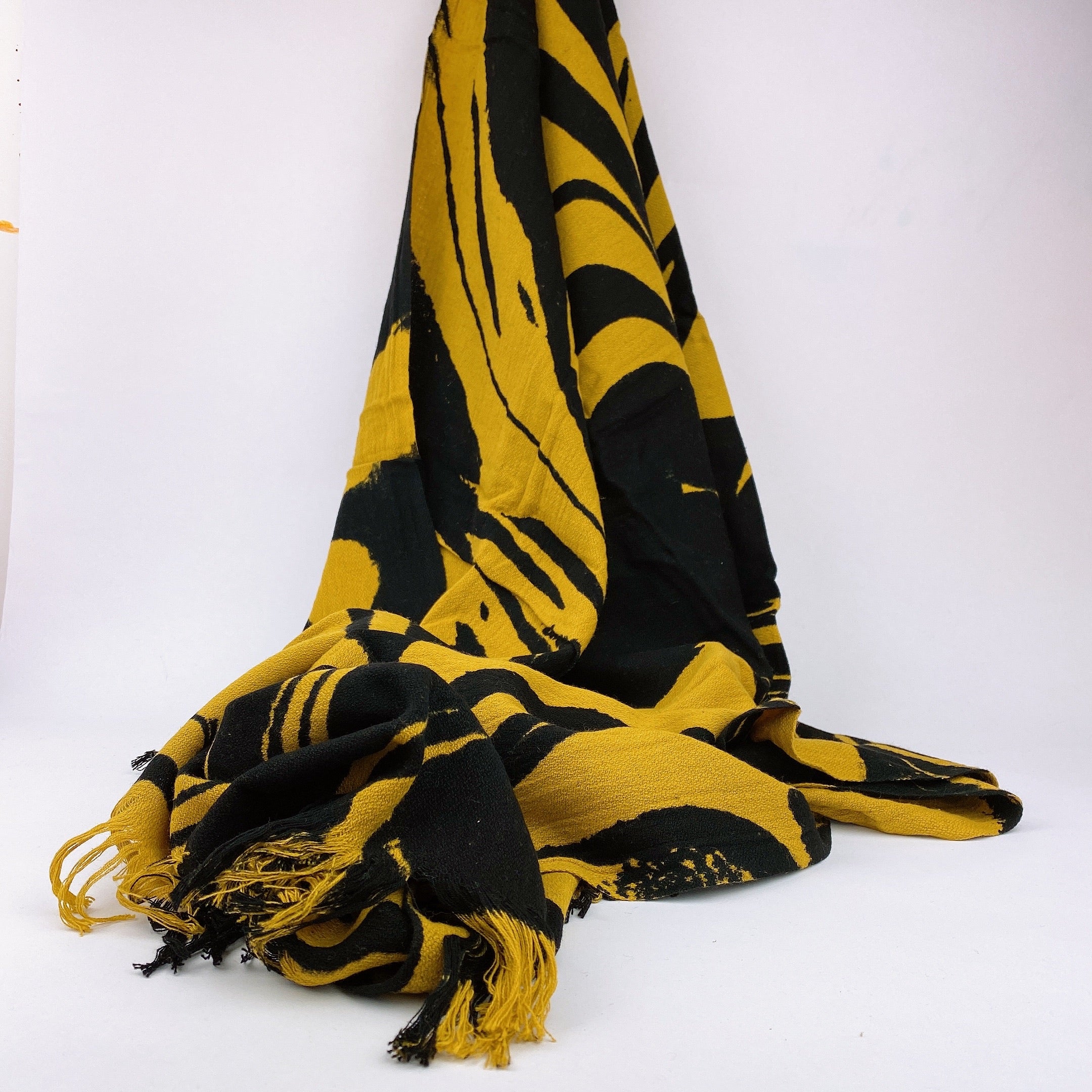 BORNN Peshtemal Black & Mustard Marble Throw - Shrimp's House