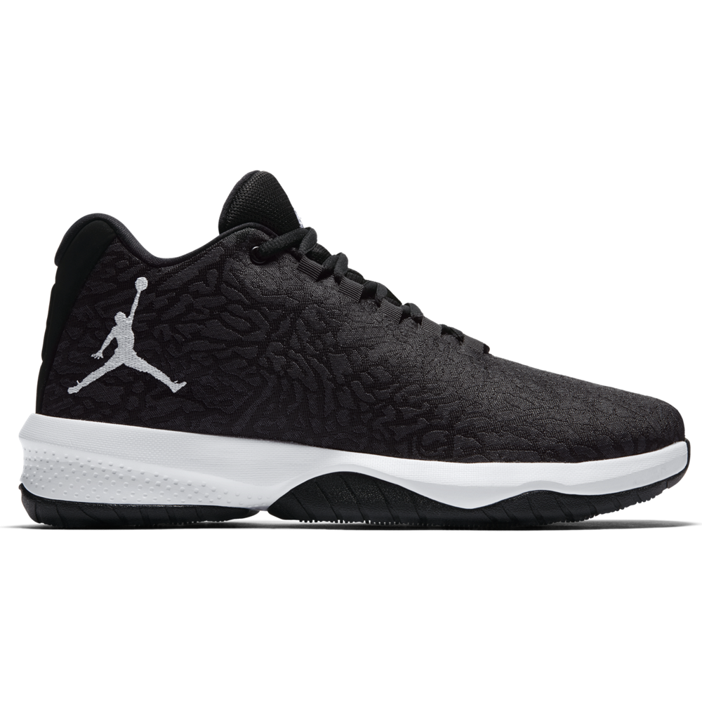 black jordans basketball shoes