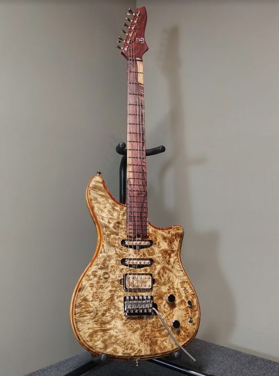 Custom Guitar wood finish