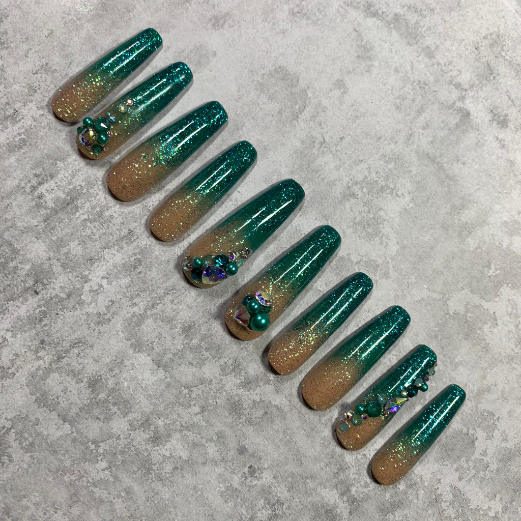 Amelia Nude Green Glitter Ombre W Swarovski Crystal Press On Nail Dododoesnails