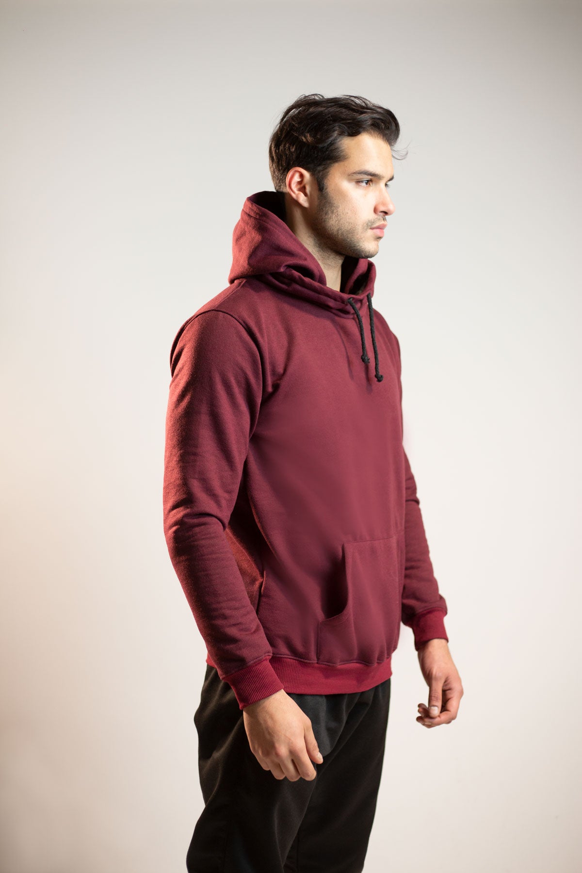 Sudadera con capucha y cuello alto Basic - Vino – Blatt Shop