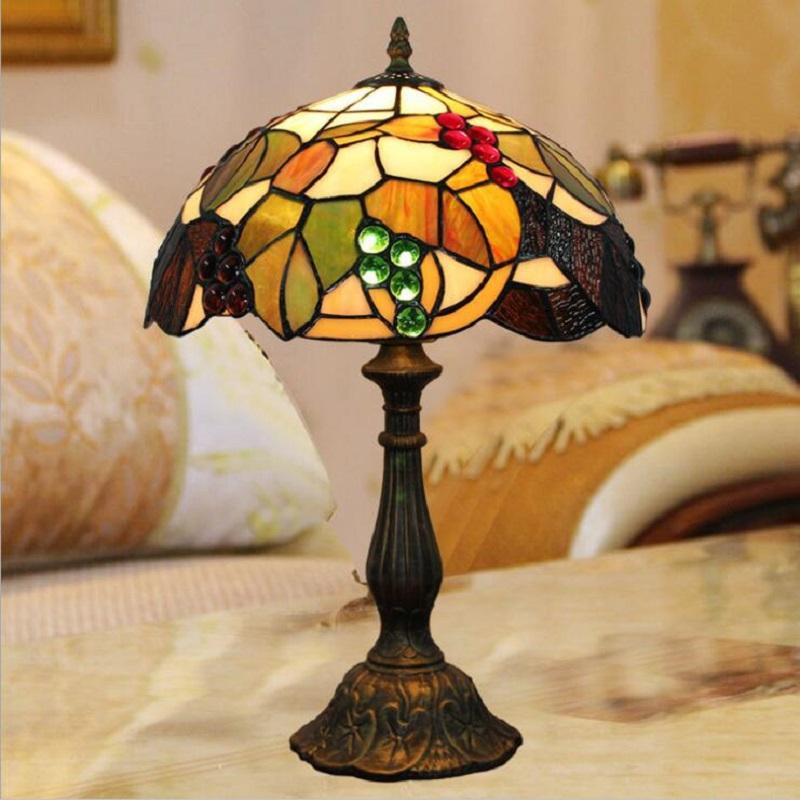 tiffany style table lamp.jpg