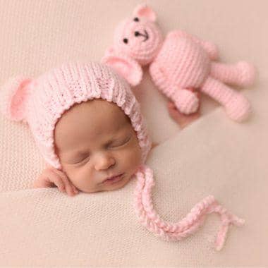 soft-knit-hat-bear-toy-set-for-baby-girls-photoshoot