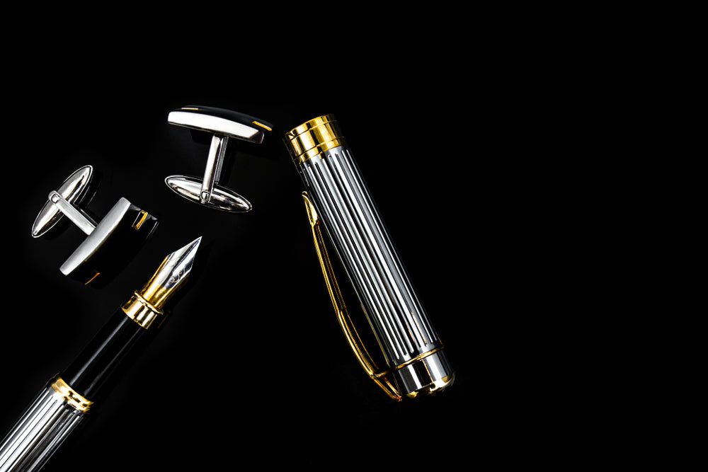 Metal fountain pen with men's luxury cufflinks