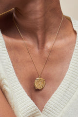 Talisman-de-Bilancia Necklace