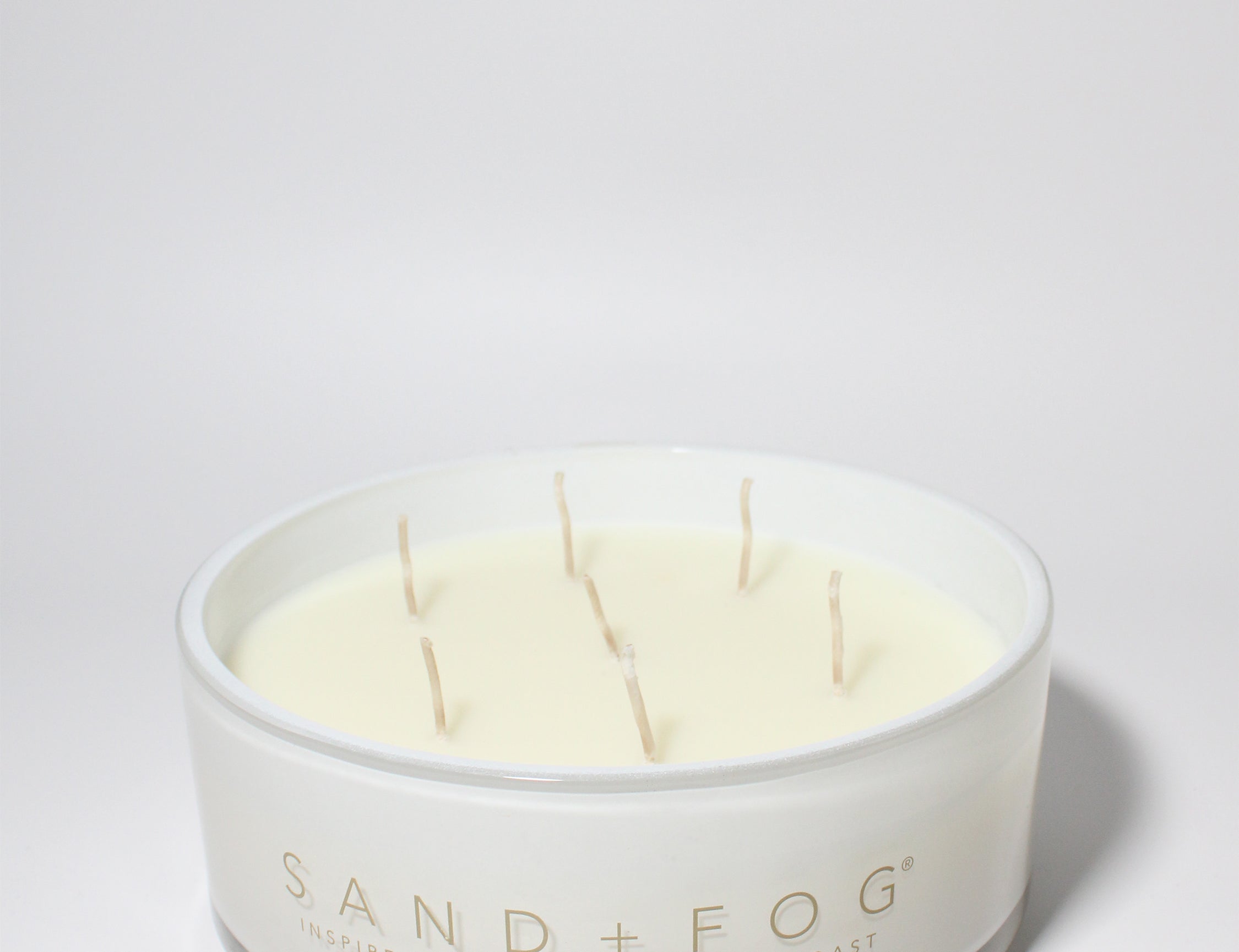 White Vanilla 35 oz scented candle