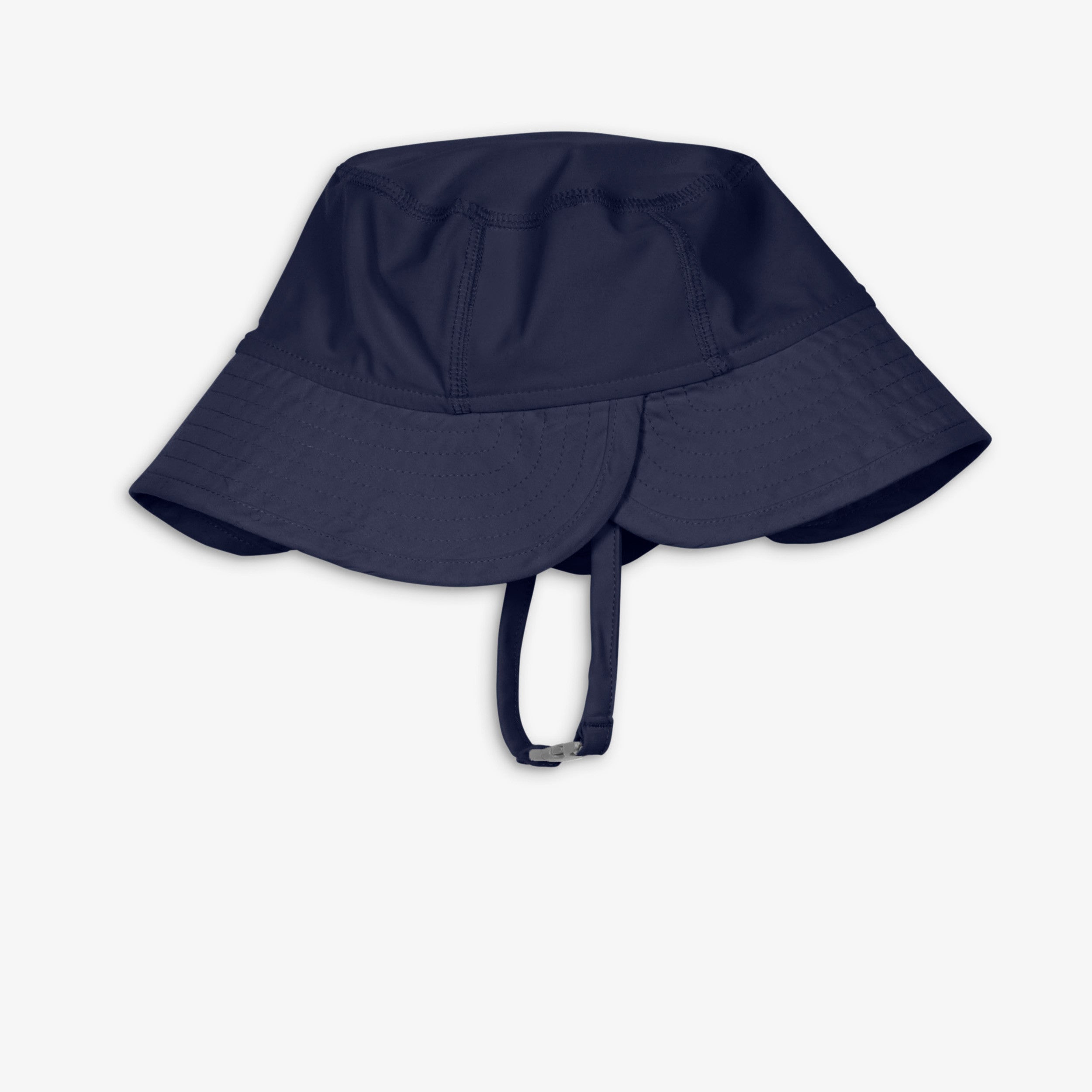 https://cdn.shopify.com/s/files/1/0304/3013/4331/products/the-baby-sunhat_navy_P.jpg?v=1710943419