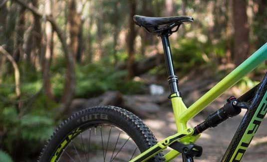 Polygon-Mountain-Bikes-Siskiu-T7-29er-Tech-1