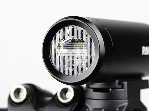 Ravemen-Front-Light-450-Lumens-CR450-4