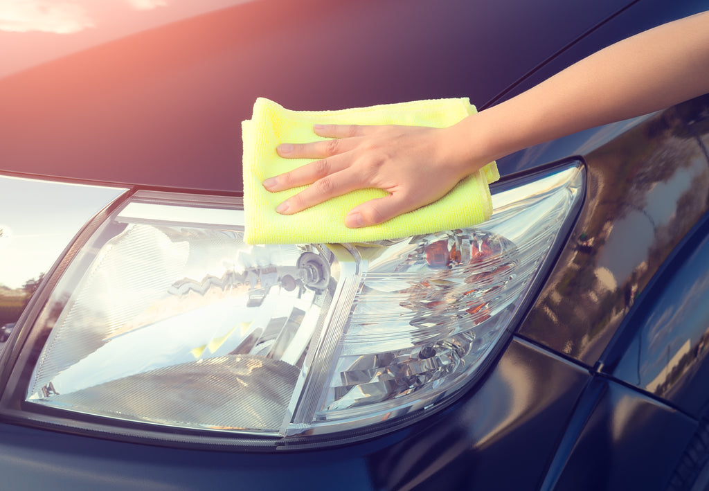 Best Ways to Clean Oxidized Headlights with magic eraser