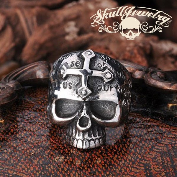 skull jewelry