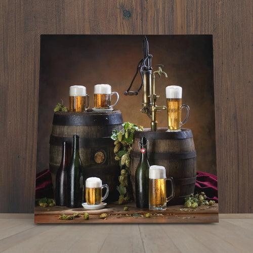 BAR PUB CONCEPT Vintage Old Wooden Beer Barrel