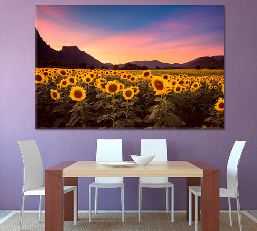 Picturesque Landscape Field of Blooming Sunflowers Canvas Print