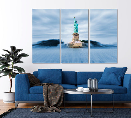 Statue of Liberty New York City American symbol Canvas Print