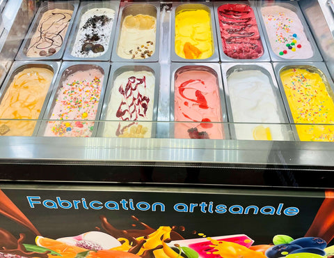 presentoir-gelato-artisanaleet-sorbets-praliniere
