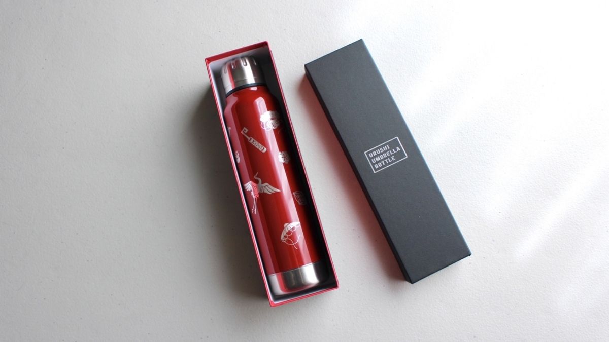 Water bottle created through collaboration between Echizen lacquerware and ThermoMag