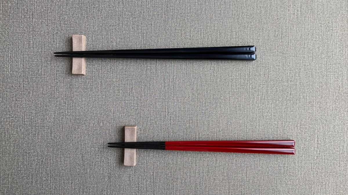Beautiful black and red Wakasa-nuri couple chopsticks