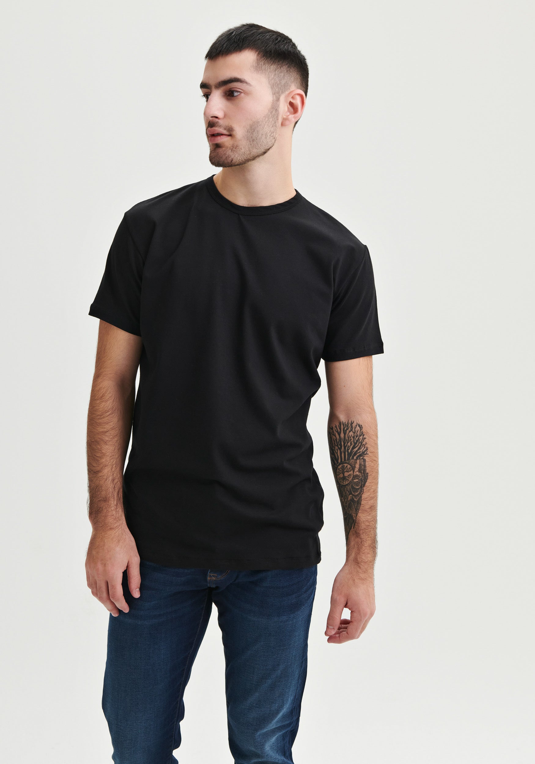 OÃM - T-shirt uni noir