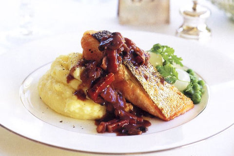 salmon with red wine mushroom sauce