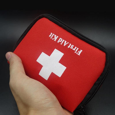 zuur prijs coupon 11-Item Portable First Aid Kit | Van Life Style