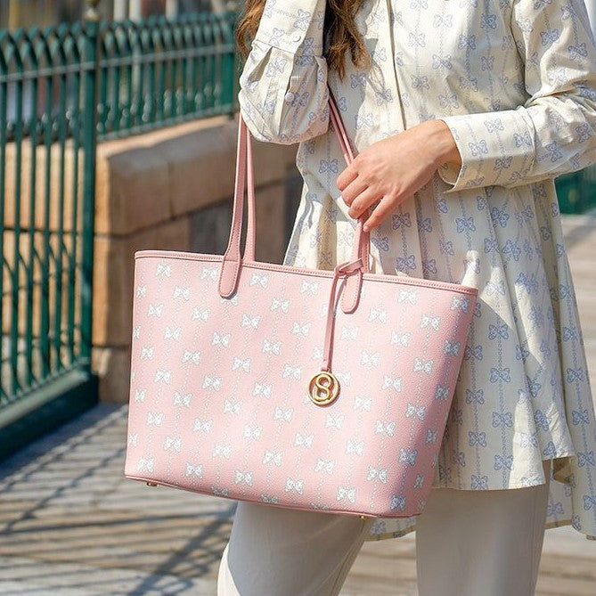 Alma bag Buttonscarves medium, Fesyen Wanita, Tas & Dompet di Carousell