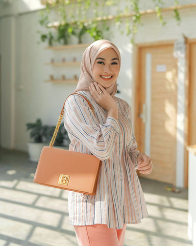 10+ Model Tas Buttonscarves Dengan Desain Elegan