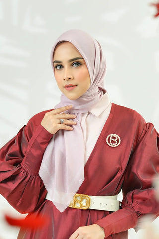 baju tema kemerdekaan Outer merah dengan Today’s Scarf