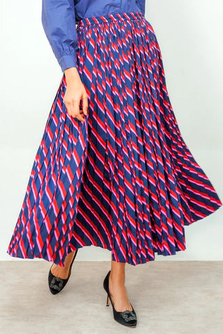 Rekomendasi rok panjang wanita, Stripes Pleated Skirt