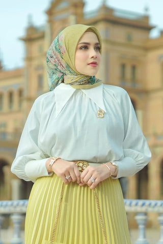 jilbab kuning cocok dipadukan dengan baju putih