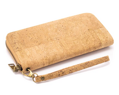 vegan leather cork wallet from Corkadia of Portugal