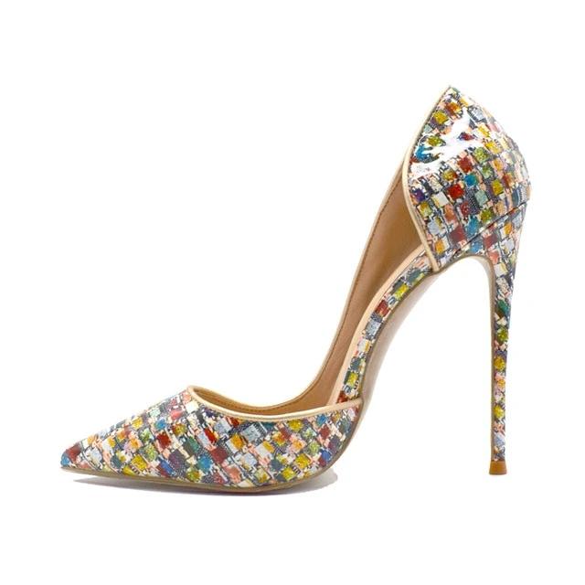 multicolor pumps