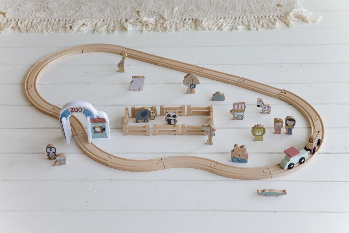 my little zoo train set